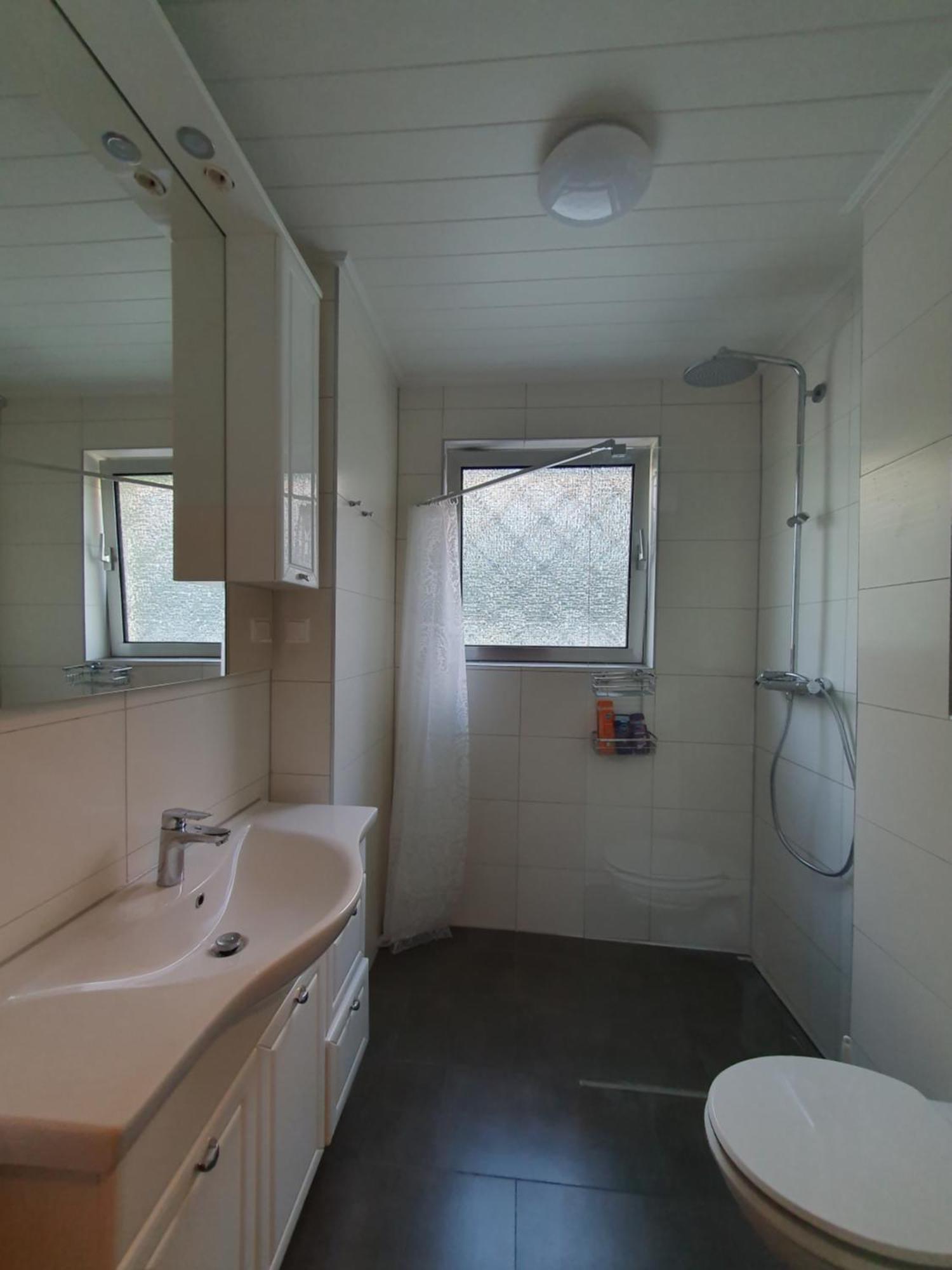 Appartement Privatzimmer An Der Uniklinik Mainz - Nur Fuer Weibliche Gaeste Extérieur photo